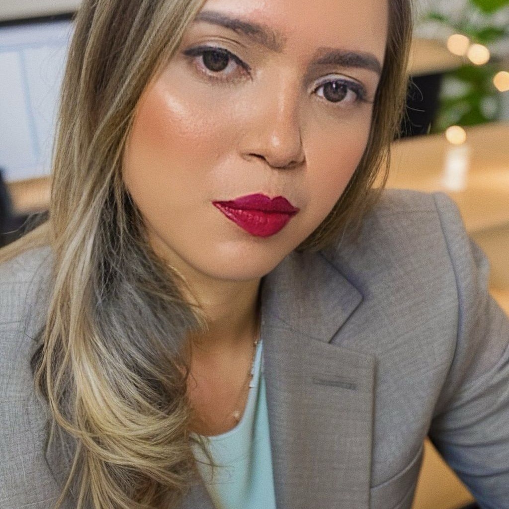 Psicol�ga Alana Karen